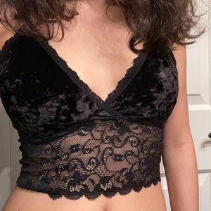 G by Guess Crop TopXS/S❣️Sale